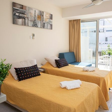 Harbour Lights Studio Apartments Pafos Zewnętrze zdjęcie