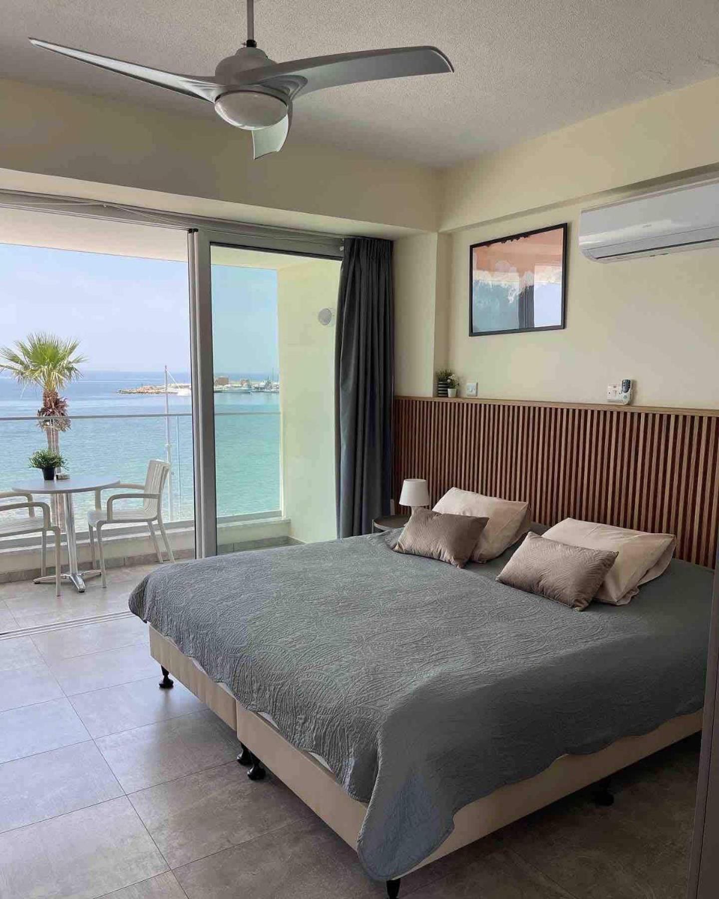Harbour Lights Studio Apartments Pafos Zewnętrze zdjęcie