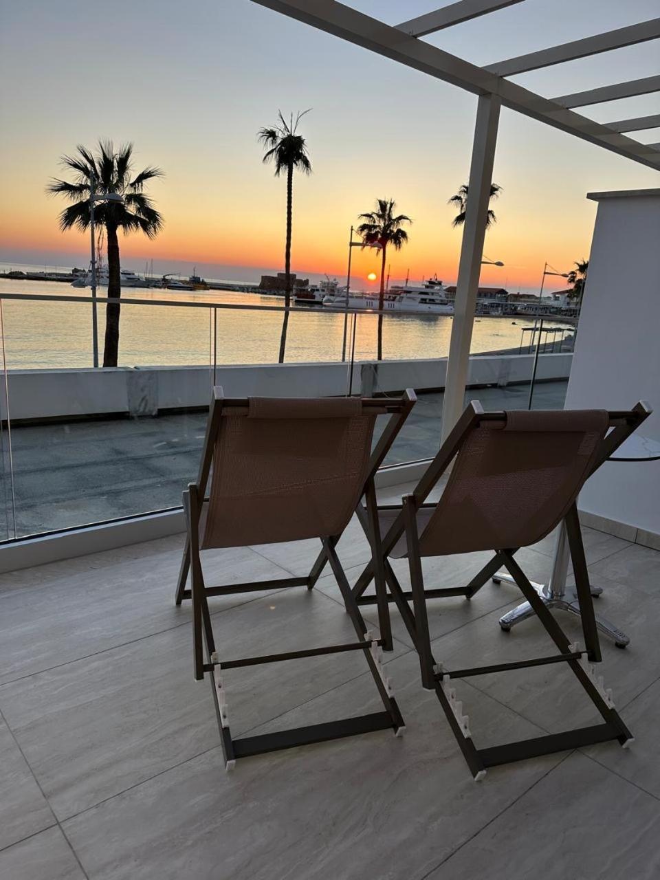 Harbour Lights Studio Apartments Pafos Zewnętrze zdjęcie