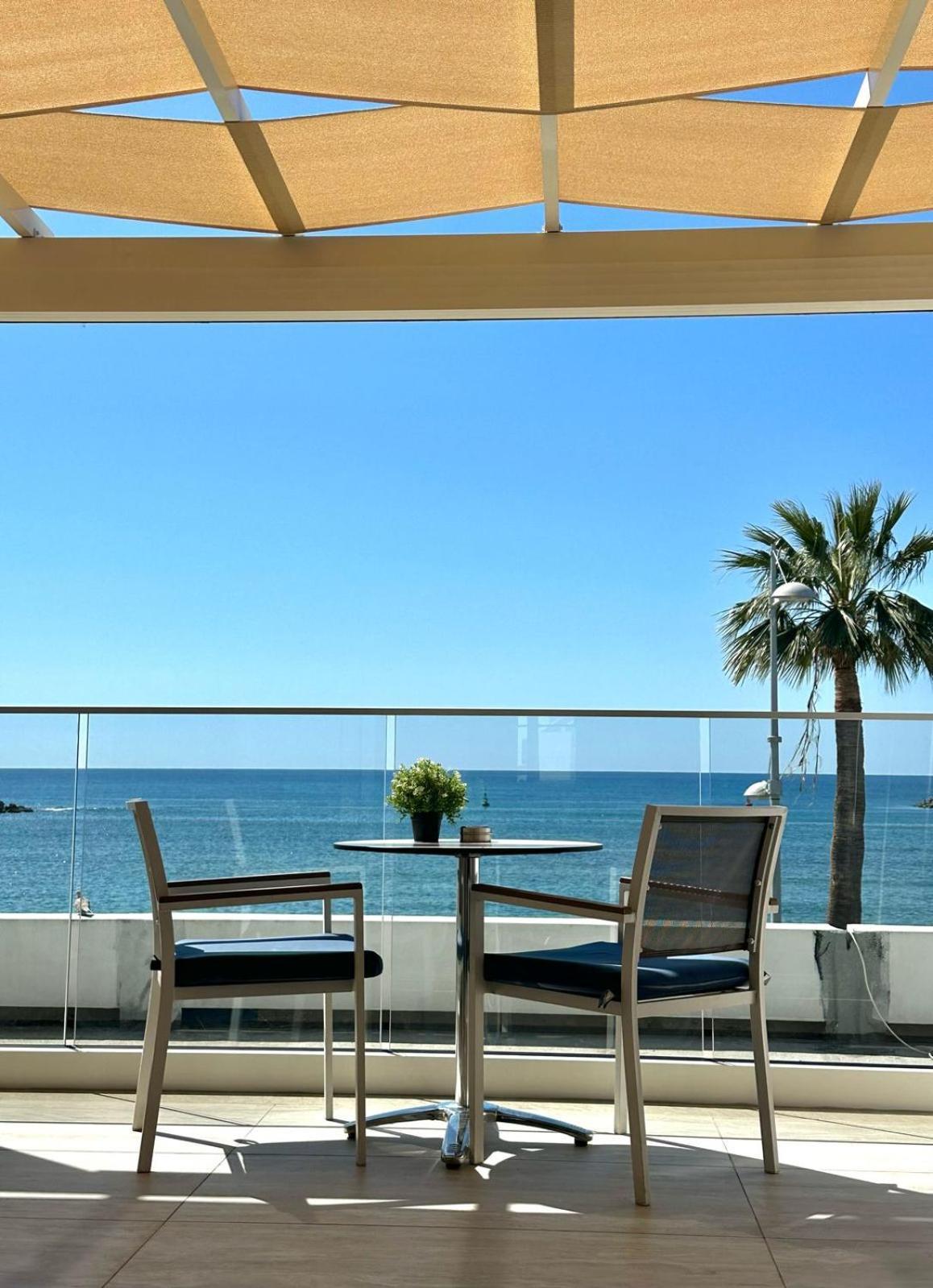 Harbour Lights Studio Apartments Pafos Zewnętrze zdjęcie
