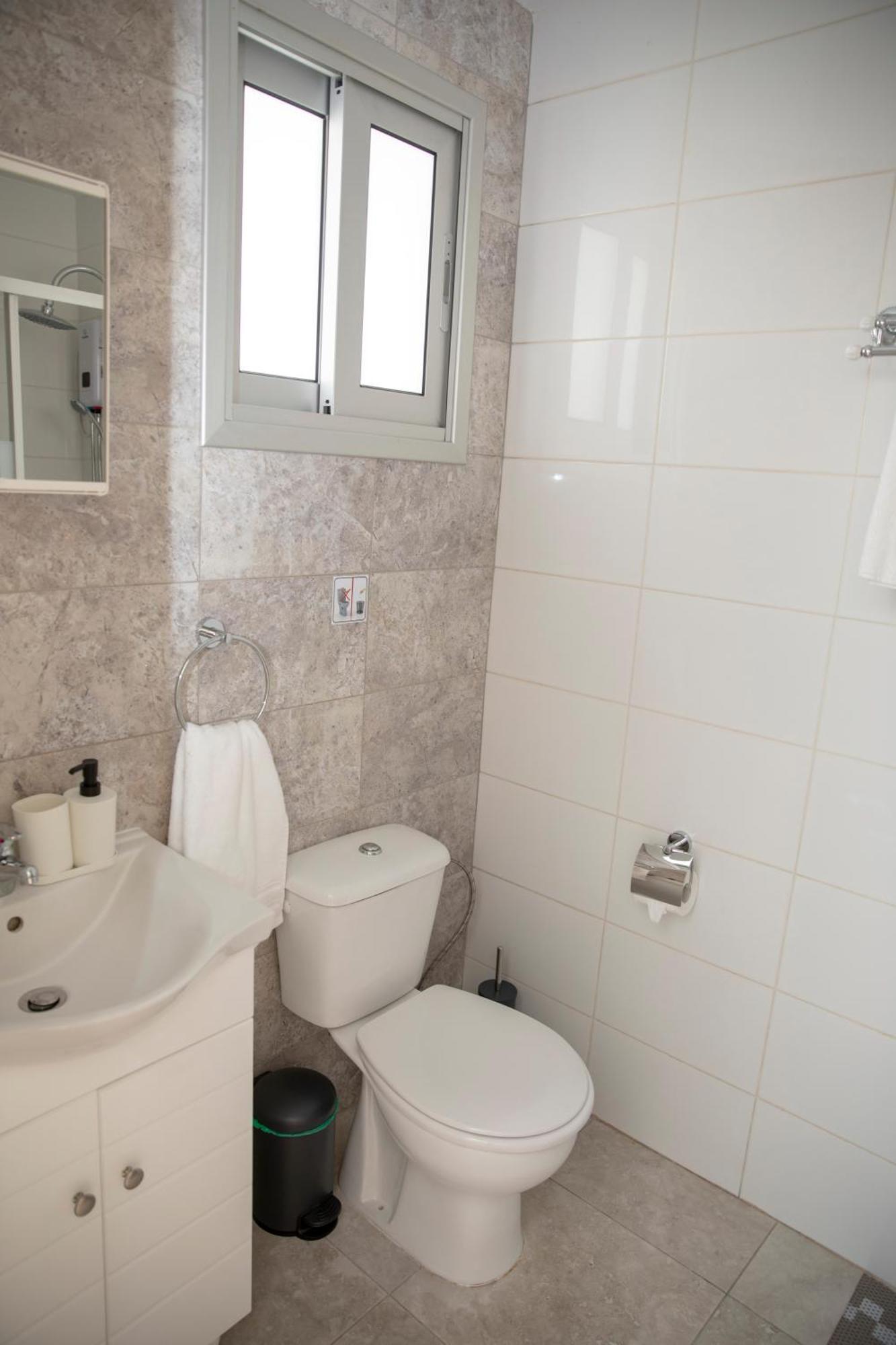 Harbour Lights Studio Apartments Pafos Zewnętrze zdjęcie