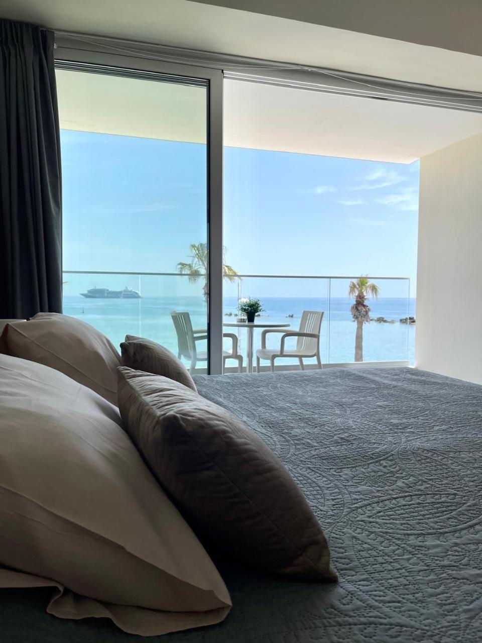 Harbour Lights Studio Apartments Pafos Zewnętrze zdjęcie