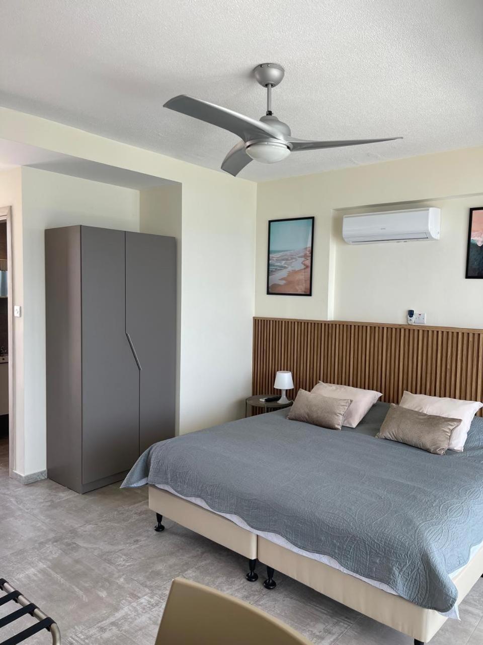 Harbour Lights Studio Apartments Pafos Zewnętrze zdjęcie